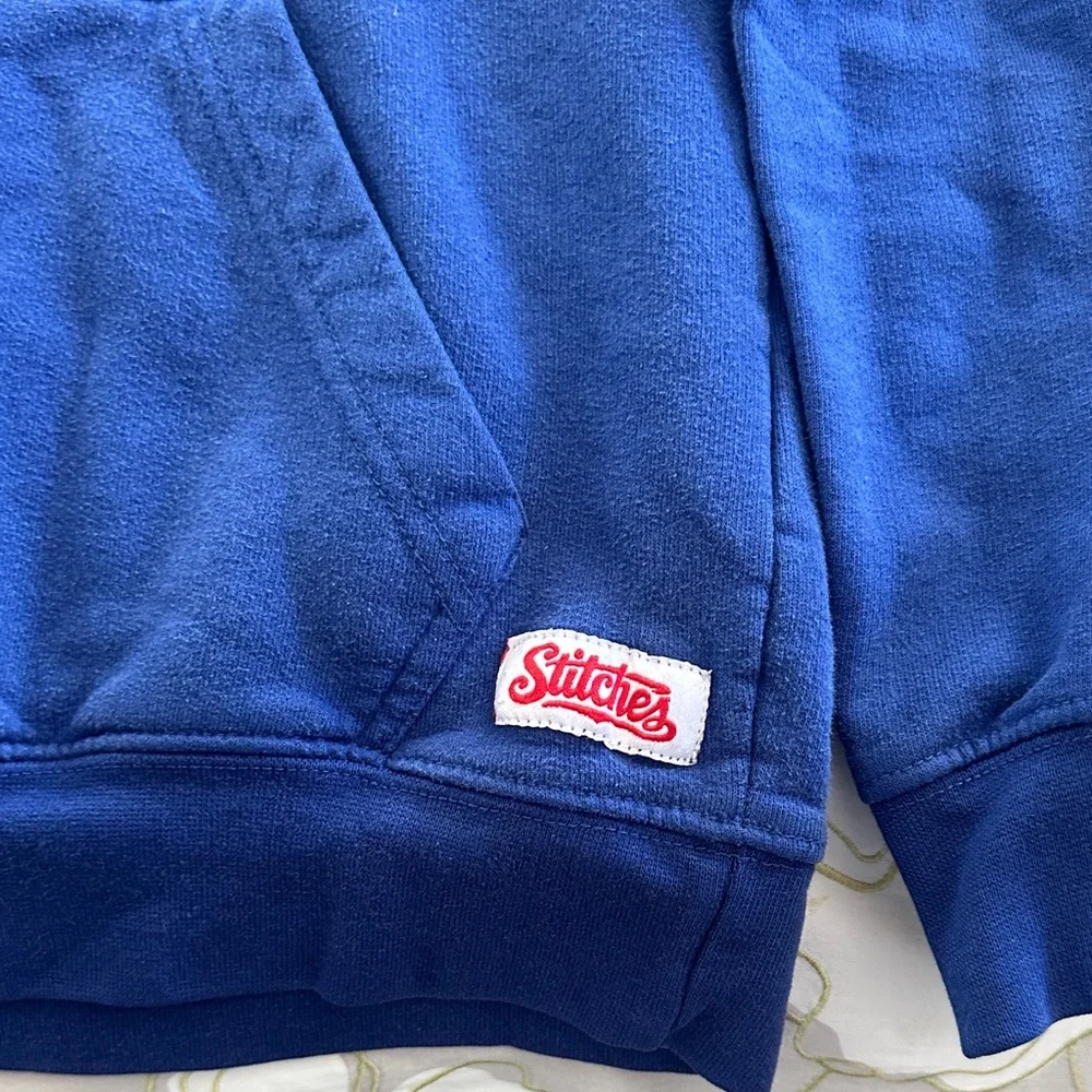 Los Angeles Dodgers Blue Pullover Hoodie with LA Logo - Picture 3 of 5